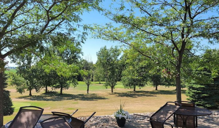 Sherwood On the Hill Golf & Motel - Web Listing (newer photo)